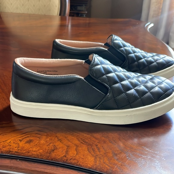 A New Day black shoes - Picture 3 of 3